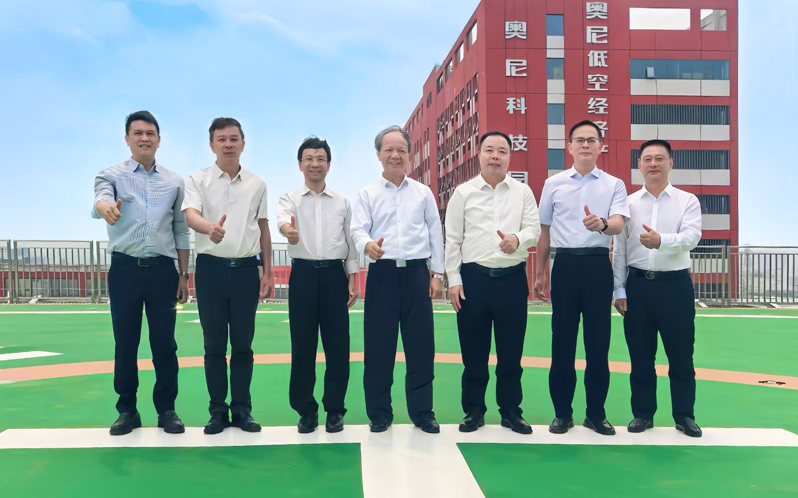 郭文海调研中山市人工智能产业协会会长单位奥尼电子:龙虾中山造,中山率先用 郭文海调研中山市人工智能产业协会会长单位奥尼电子:龙虾中山造,中山率先用